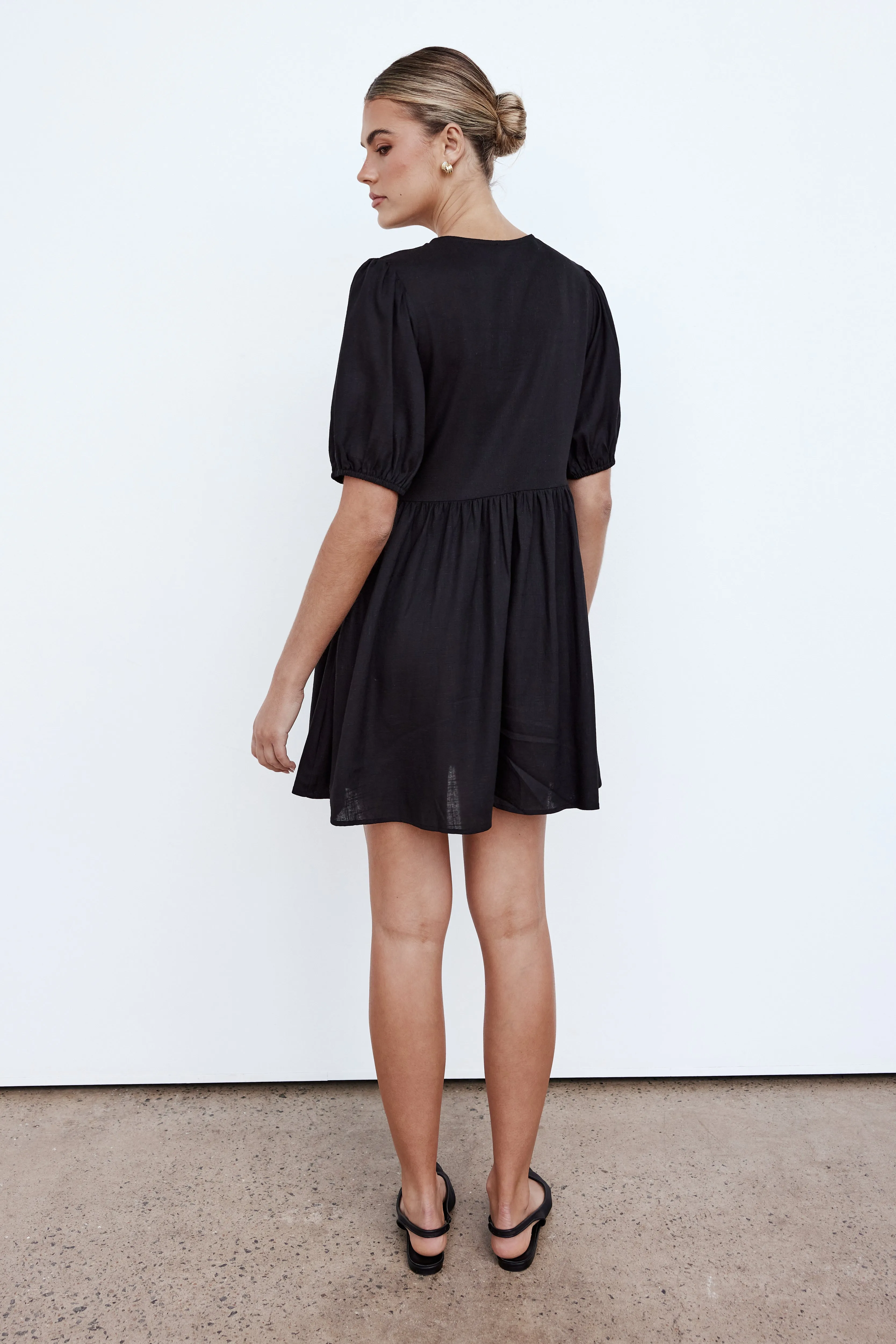 Iona Mini Dress (Black)