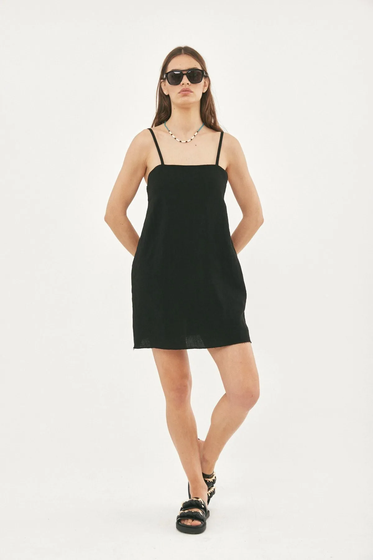 MIKA SHORT BLACK LINEN DRESS